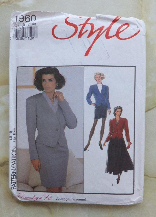 Preview of the first image of Style Jacket & Skirt Pattern 1960 - used once- size 10.