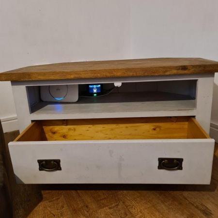 Image 3 of Good sturdy TV cabinet for sale