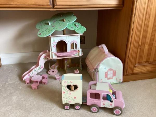 Image 3 of Rosebud Dolls House with furniture and accessories