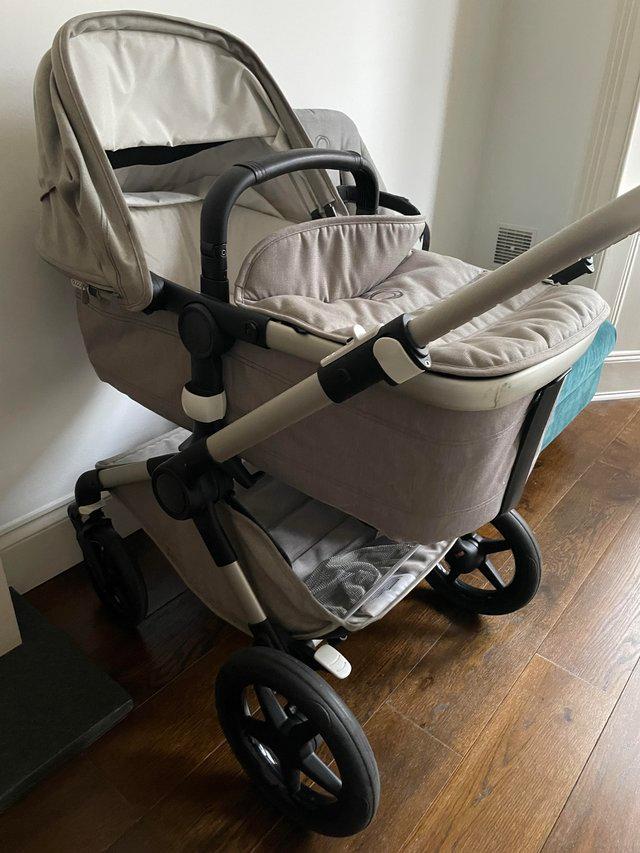 Preview of the first image of Bugaboo Fox 2 pushchair Mineral/light grey.