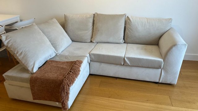 Image 1 of Brand New Plush Velvet Corner Sofa 3/4 Seater