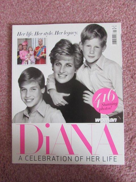 Preview of the first image of Booklets of Princess Diana Excellent condition.