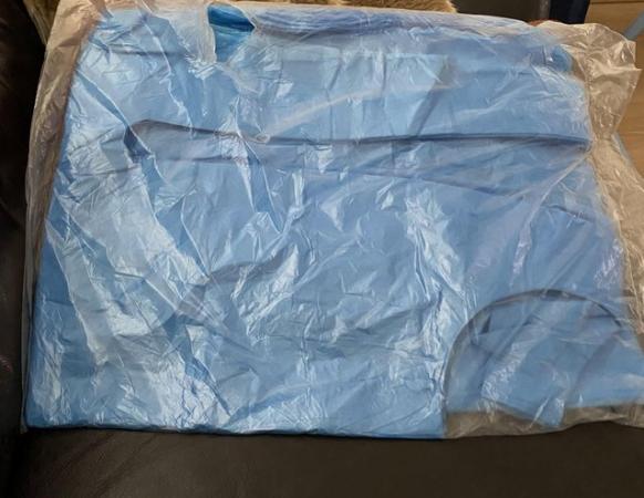 Image 3 of Aprons 100 new disposable blue aprons