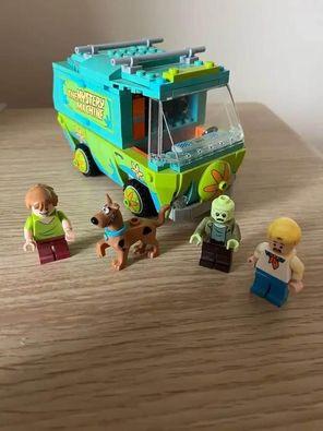 Image 2 of Scooby Doo Lego with figures