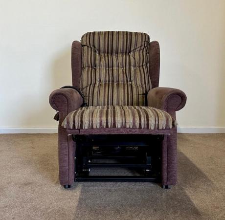 Image 6 of LUXURY ELECTRIC RISER RECLINER PURPLE CHAIR ~ CAN DELIVER