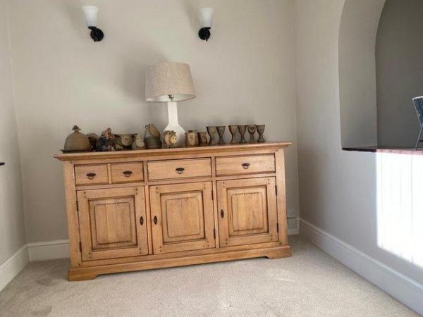 Image 3 of Solid Oak Sideboard with 3 drawers & 3 doors