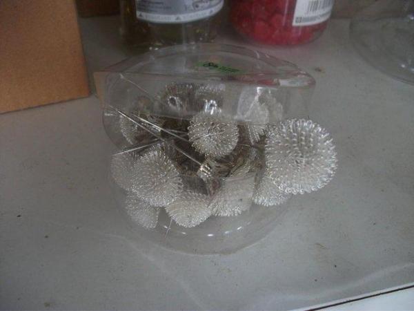 Image 2 of FLOWER ARRANGING ACCESSORIES - NEW