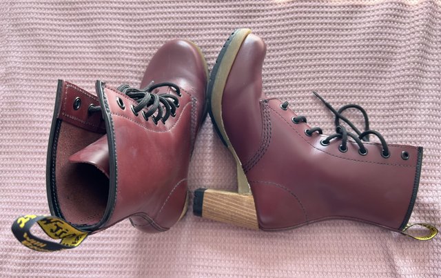 Image 2 of Dr Martens ladies healed boots BN no tags