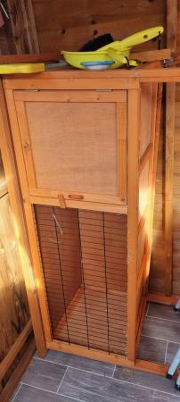 Image 4 of Rabbit hutch collection only