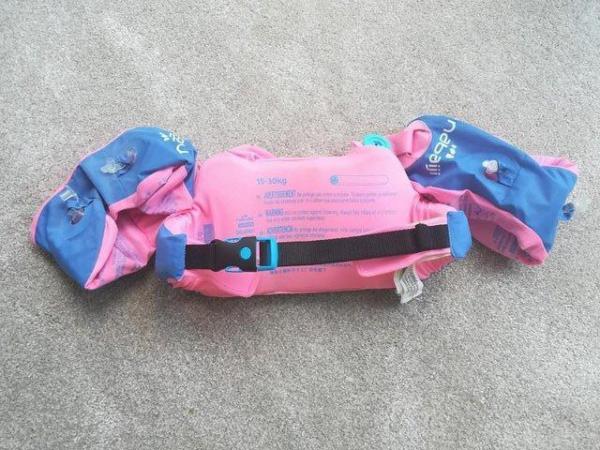 Image 3 of *Nearly New* Swim belt with detachable armbands