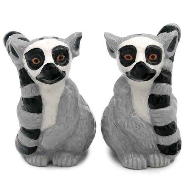 Preview of the first image of Novelty Ceramic Salt and Pepper - Lemur. Free uk Postage.