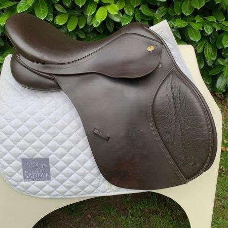 Image 10 of Kent & Masters 17.5 inch gp saddle