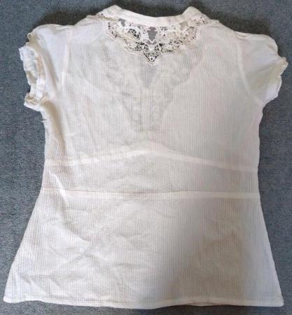Image 3 of Monsoon lace design V-neck cotton short-sleeved t-shirt- 14