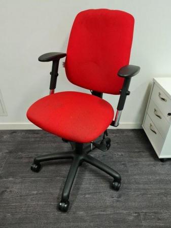 Image 1 of Brilliant red office/meeting/task/desk ergonomic adjustable