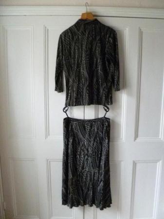 Image 3 of Gerry Weber matching skirt and blouse (price inc P&P)