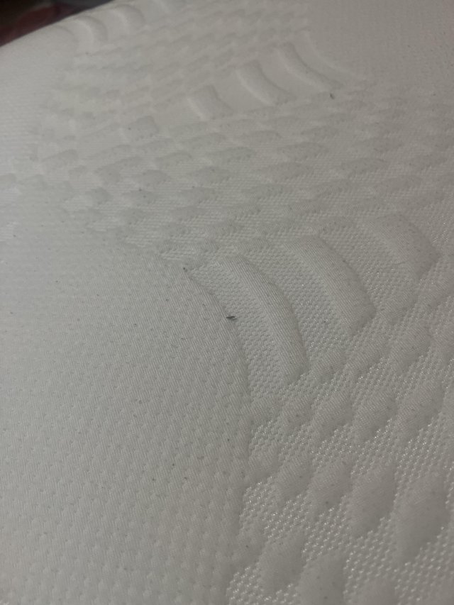 Preview of the first image of breathable bounce back air mattress.
