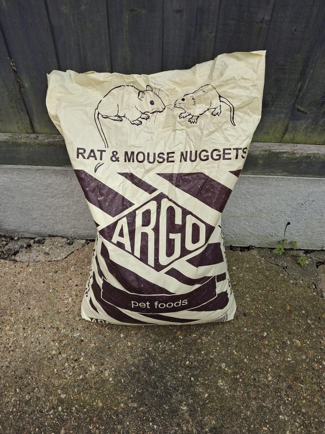 Rat/mouse food. Half sack remaining — photo 4 of 4