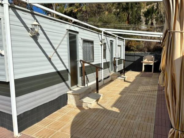 Image 3 of RS1710 A great 2 bed mobile home on a large established site