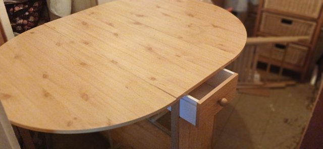 Dining Table with wheels &2 Chairs