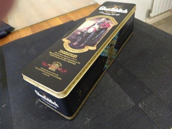 Image 1 of 1990's Glenfiddich Sinclair Clan Hinged Whisky Tin AS NEW