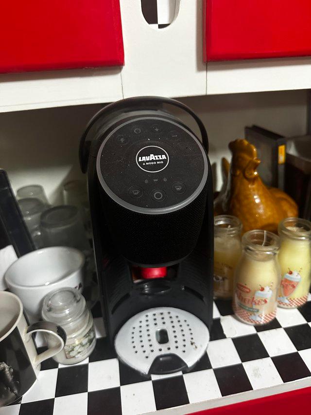 Preview of the first image of Black Lavazza voice coffee machine.