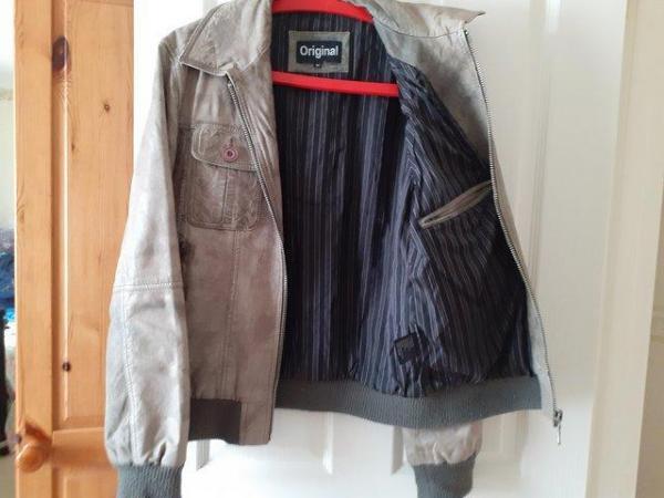 Image 3 of Man's leather jacket 36" medium ( kacki)
