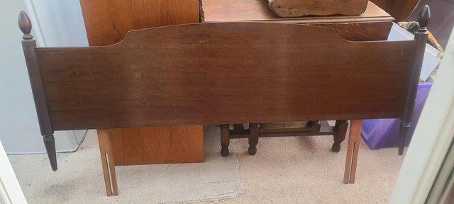 Image 11 of Solid Mahogany Stag Minstrel Bedroom Furniture, as listed