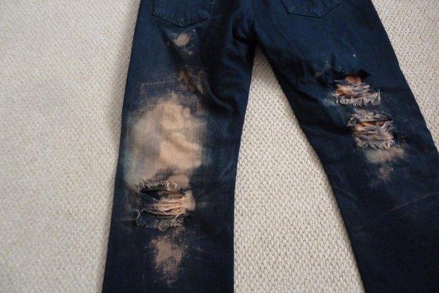 Image 2 of Men's Black Ripped Designer Style Jeans