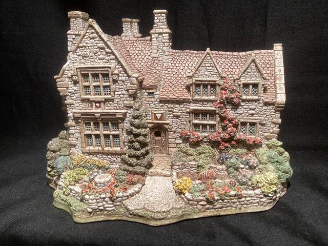 Preview of the first image of Lilliput Lane,  Armada House. (516).
