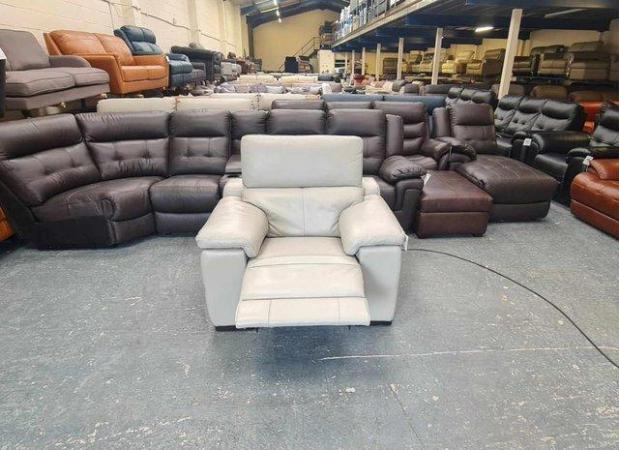 Image 7 of Laurence Le Mans Cloud grey leather electric recliner chair