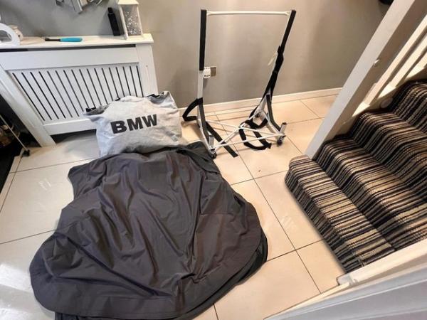 Image 1 of BMW Z4 e85 Hard top/cover/stand/car cover (CAR NOT INCLUDED)