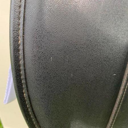 Image 2 of Wintec 17 inch dressage saddle