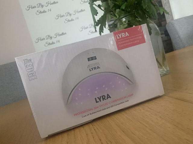 Preview of the first image of The Edge Lyra UV nail lamp.