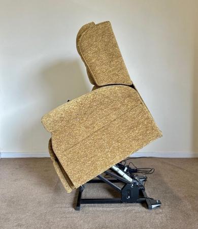 Image 15 of REPOSE ELECTRIC RISER RECLINER DUAL MOTOR CHAIR CAN DELIVER