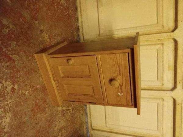 Image 3 of Brown Bedside Table, Reasonable condition, Size: 370 x 600 m