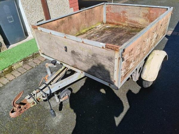 Image 5 of TRAILER GOOD SIZE IT WILL TAKE A FULL SIZE PALLET GALVANISED