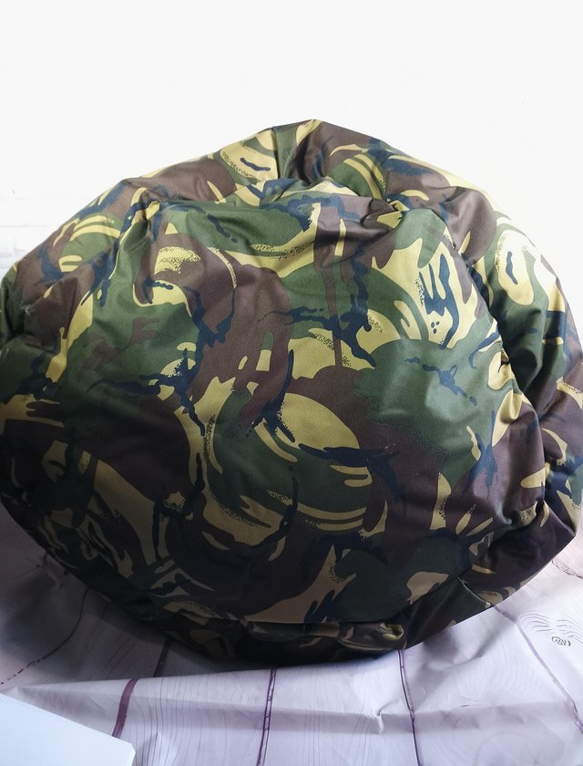 Preview of the first image of Dog bed camouflage waterproof.