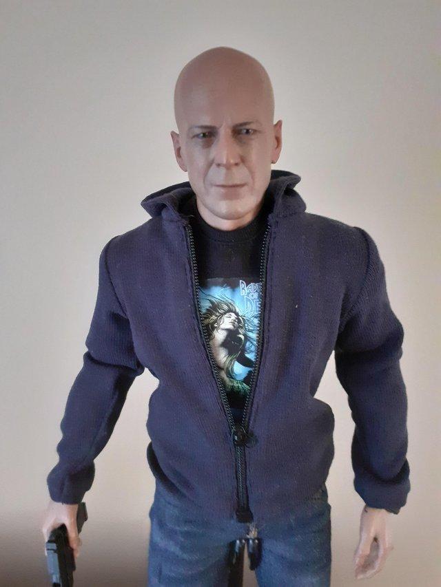 Preview of the first image of Bruce Willis 1.6 Scale Custom Figure.