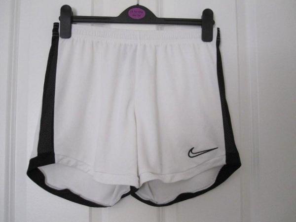 Image 1 of Girls Nike Dri-fit shorts in white
