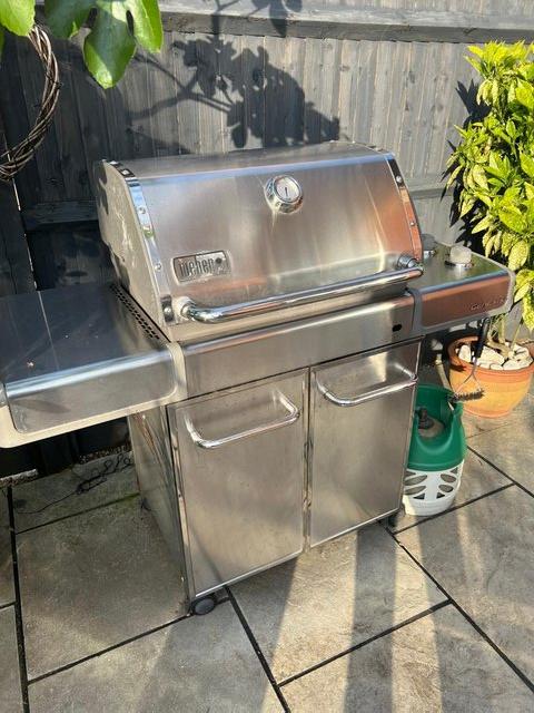 Preview of the first image of Weber 4 burner BBQ for sale.