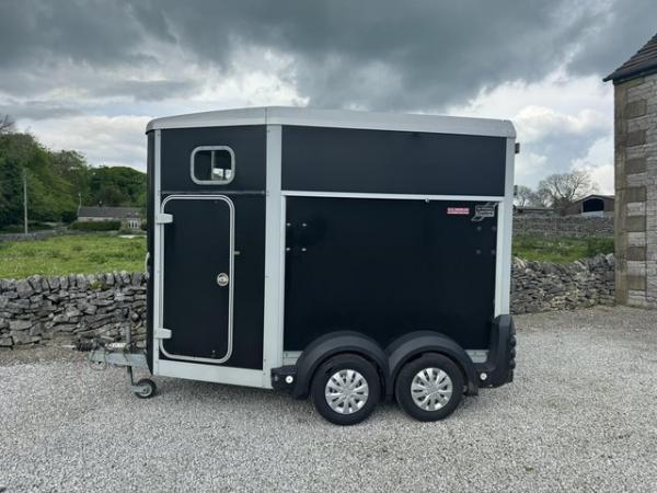 Image 2 of Ifor Williams 506 horse trailer
