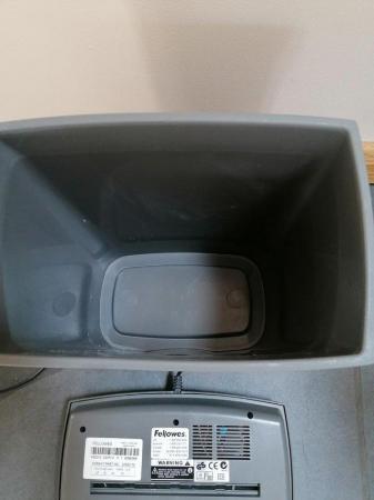 Image 6 of Fellowes Paper Shredder A4 Size
