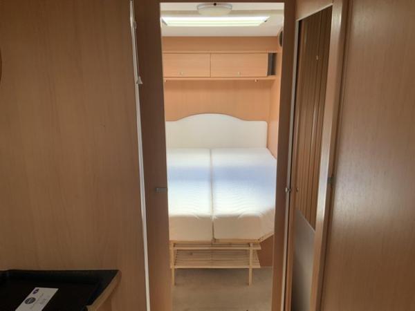 Image 14 of Touring caravan 4 - 6 berth full set up