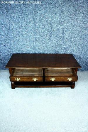 Image 56 of A TITCHMARSH & GOODWIN STYLE OAK TWO DRAWER COFFEE TEA TABLE