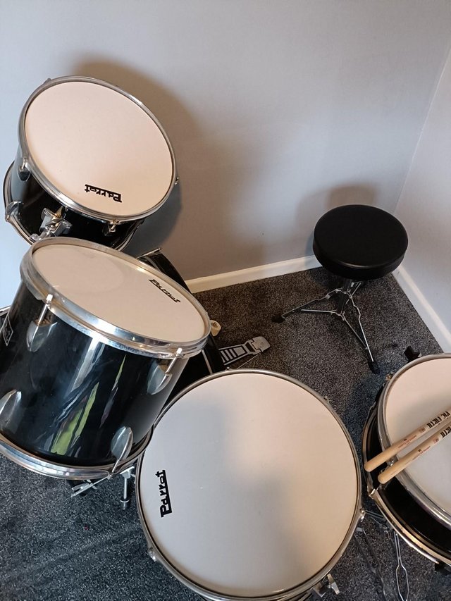 Preview of the first image of Parrot Full Size Drum Kit.