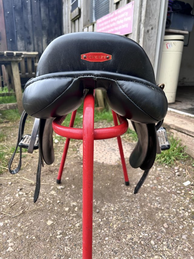 Preview of the first image of Hastilow concept saddle 15inch Kent and masters.