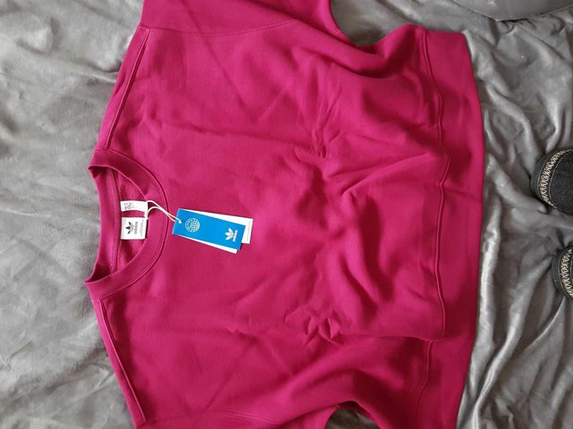 Preview of the first image of Adidas originals womens bnwt sweatshirt 2xl-3xl.
