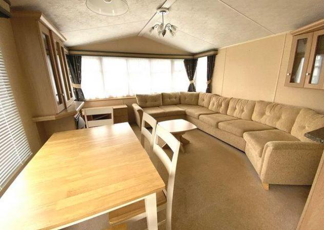 Image 4 of 2009 Willerby Granada For Sale on Riverside Park Oxfordshire
