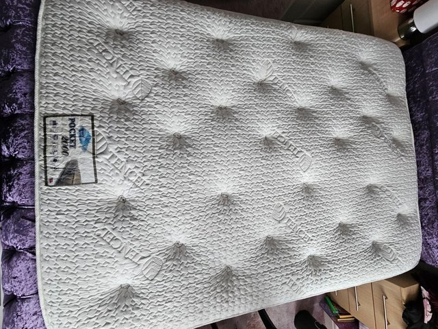 Preview of the first image of Double Bed 4'6" iDream 2000 Pocket Sprung Mattress.
