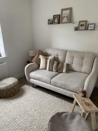 Image 3 of DFS 2 seater settee / sofa